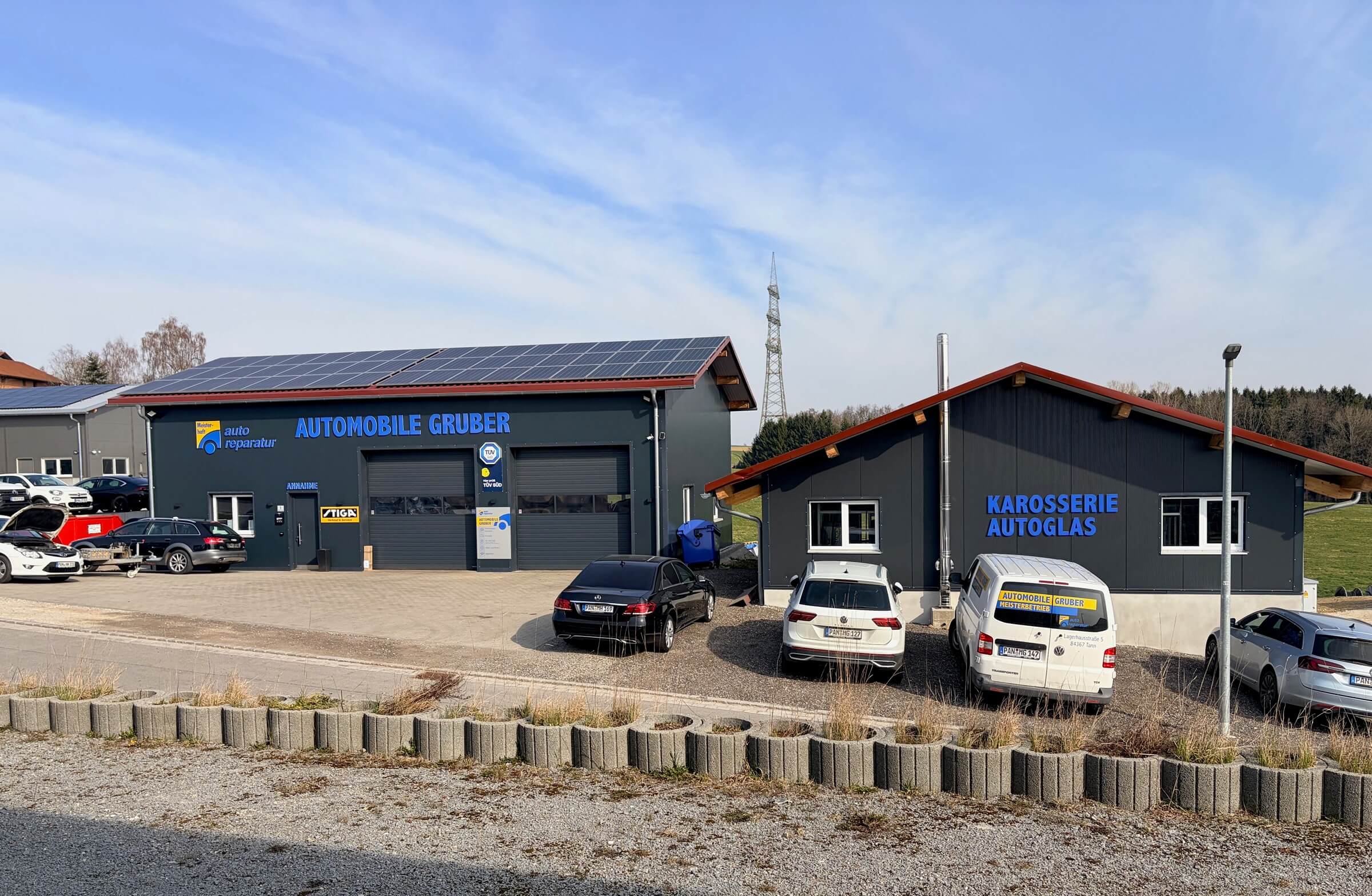 "Bild Automobile_Gruber_start.jpeg"